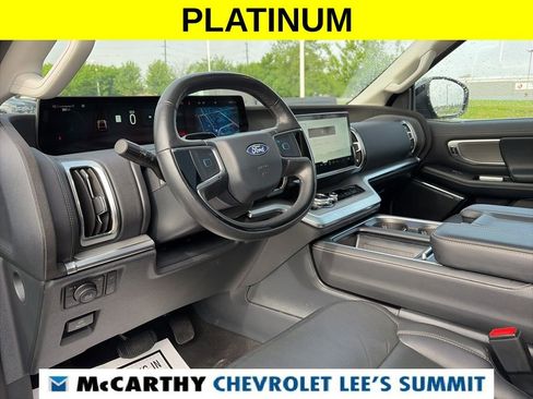Used 2025 Ford Expedition Platinum AWD/4WD image 64