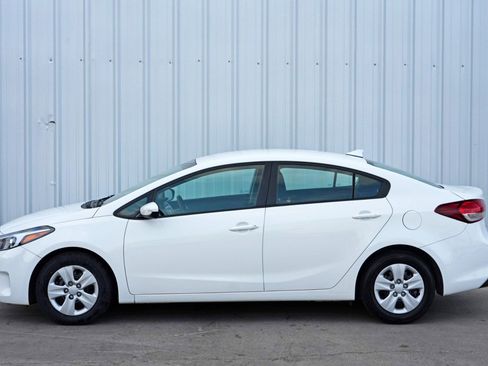 Used 2018 Kia Forte LX image 39