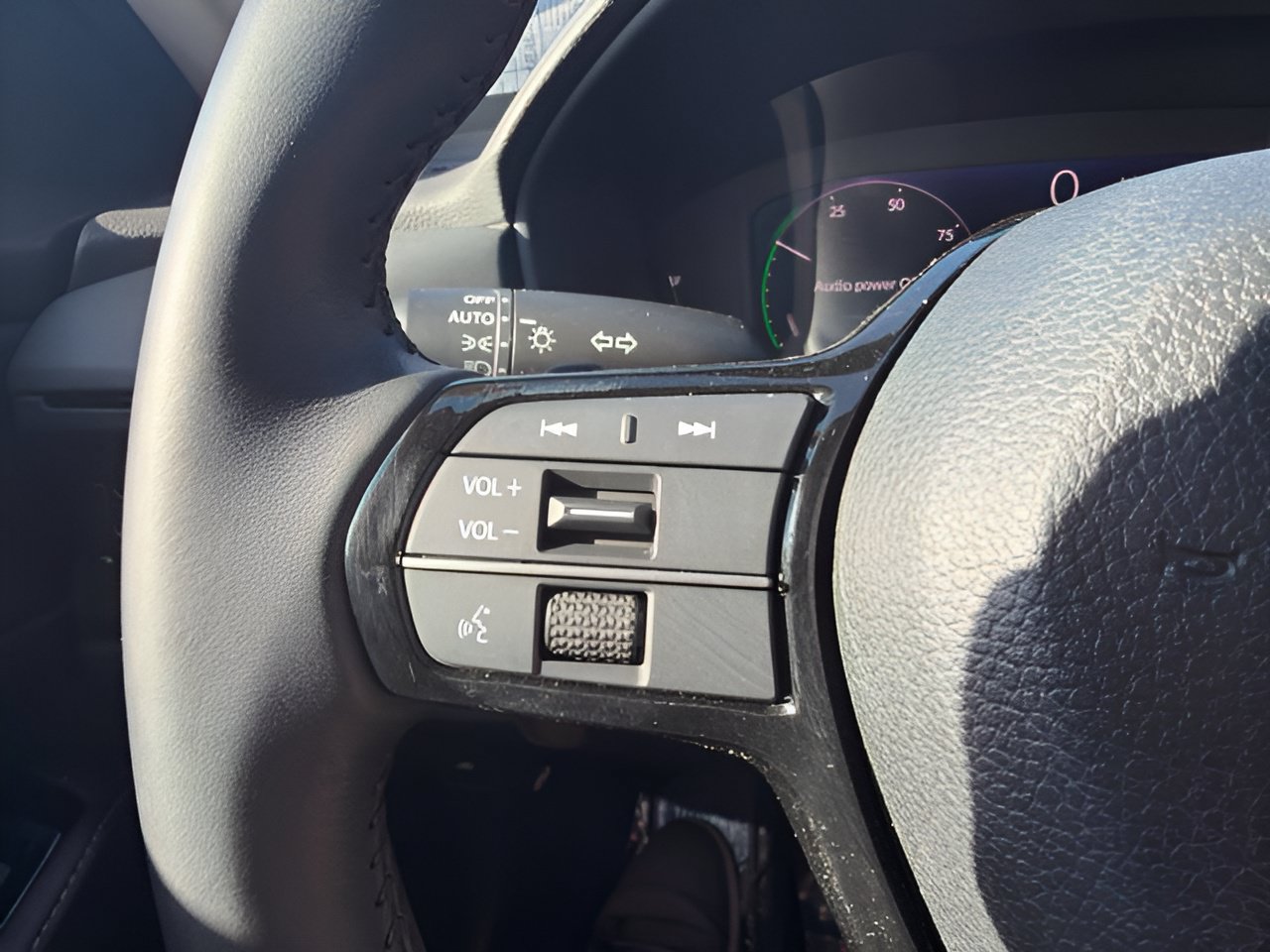 Used 2023 Honda Accord Touring image 21