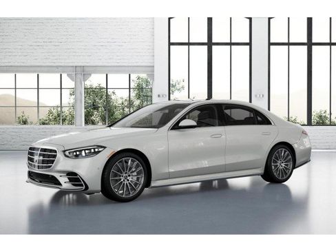 Certified 2022 Mercedes-Benz S 500 4MATIC w/ AMG Line Package image 49