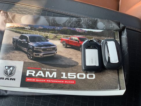 Used 2019 RAM 1500 Limited AWD/4WD image 10