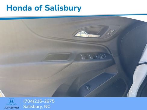 Used 2024 Chevrolet Equinox LT image 9