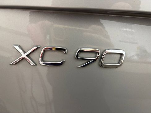 Certified 2023 Volvo XC90 B6 Plus w/ Protection Package Premier AWD/4WD image 33