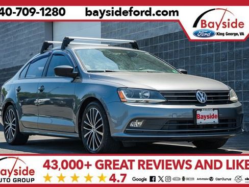 Used 2017 Volkswagen Jetta Sport FWD image 1
