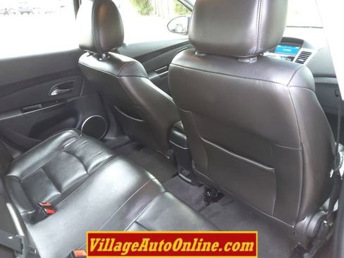 Used 2012 Chevrolet Cruze LT image 29