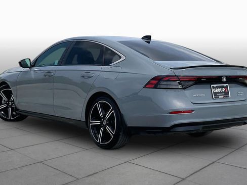Used 2024 Honda Accord Sport image 12