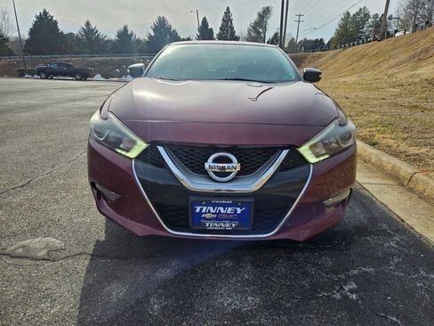 Used 2017 Nissan Maxima 3.5 SV image 2