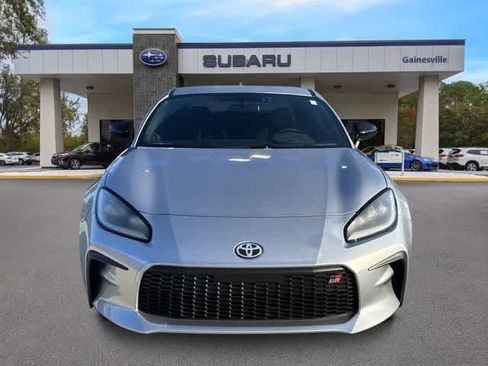 Used 2025 Toyota GR86 Premium RWD image 9