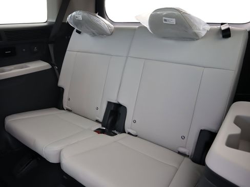 New 2025 Hyundai Santa Fe Calligraphy image 19