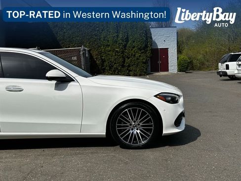 Used 2025 Mercedes-Benz C 300 4MATIC Sedan image 3
