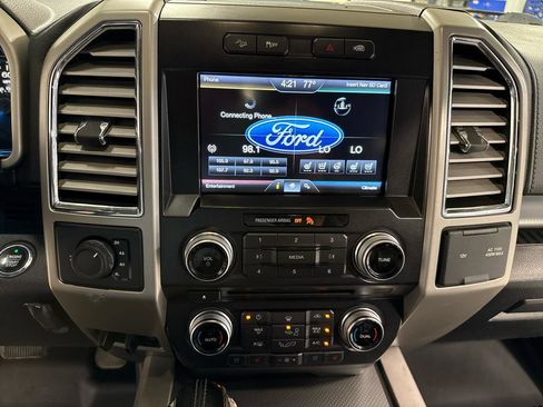 Used 2015 Ford F150 Lariat w/ Equipment Group 502A Luxury image 12