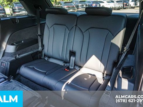 Used 2025 Audi Q7 3.0T Premium Plus AWD/4WD image 21