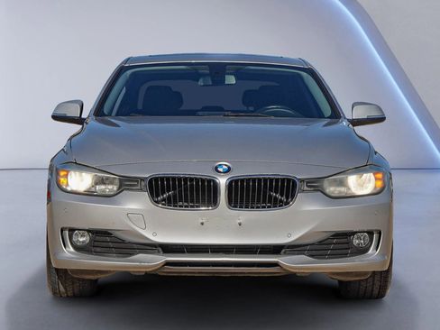 Used 2014 BMW 320i Sedan image 8