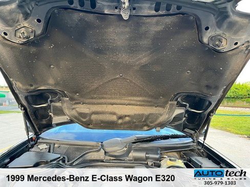 Used 1999 Mercedes-Benz E 320 Wagon image 29