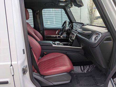 Used 2024 Mercedes-Benz G 63 AMG 4MATIC image 27