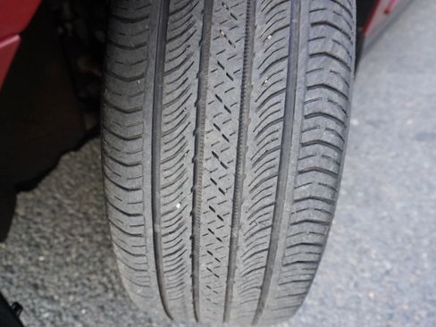 Used 2019 Ford Transit Connect XLT w/ XLT Premium Package image 34