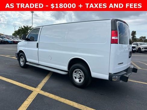 Used 2020 Chevrolet Express 2500 w/ Driver Convenience Package image 4