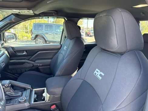 Used 2024 Toyota Tacoma TRD Sport image 20