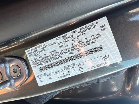 Used 2024 Ford Escape ST-Line Elite image 30