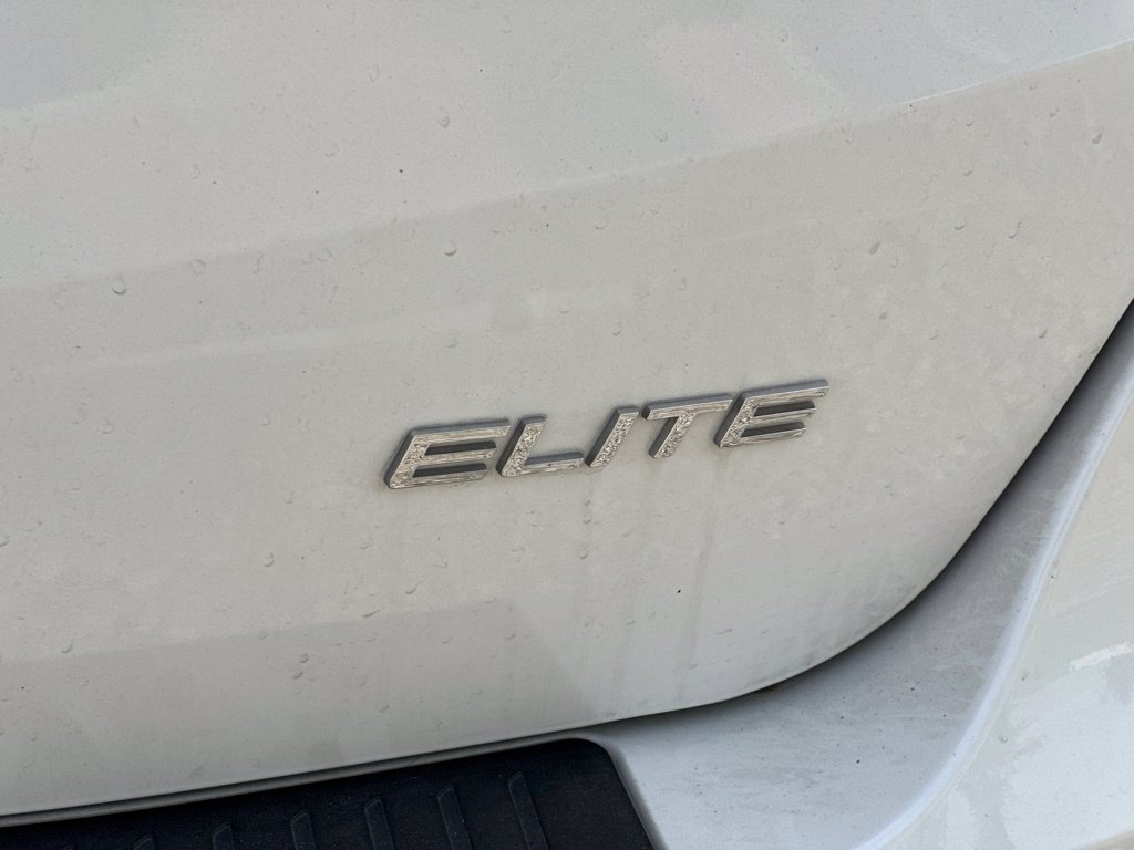 Used 2024 Honda Odyssey Elite image 4
