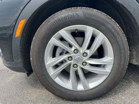 Used 2024 Buick Envista Preferred w/ Convenience I Package FWD image 9