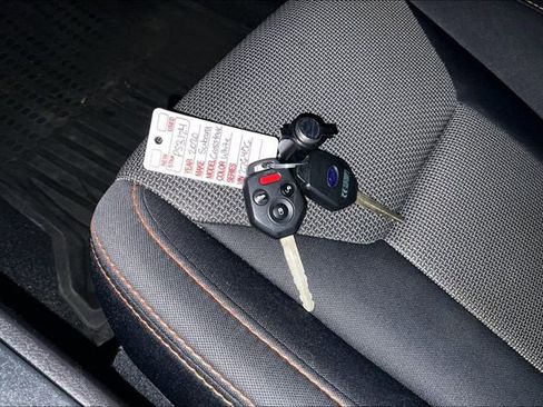 Used 2020 Subaru Crosstrek 2.0i Premium image 11