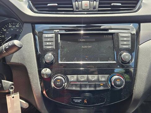 Used 2020 Nissan Rogue Sport S FWD image 12