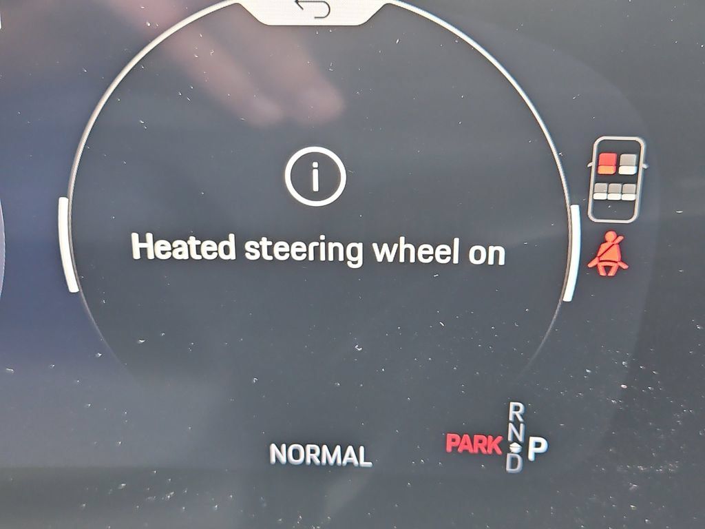 Certified 2026 Porsche Macan 4 Electric AWD/4WD image 25