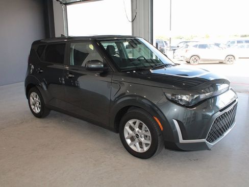 Certified 2024 Kia Soul LX w/ Option Group 015 image 1