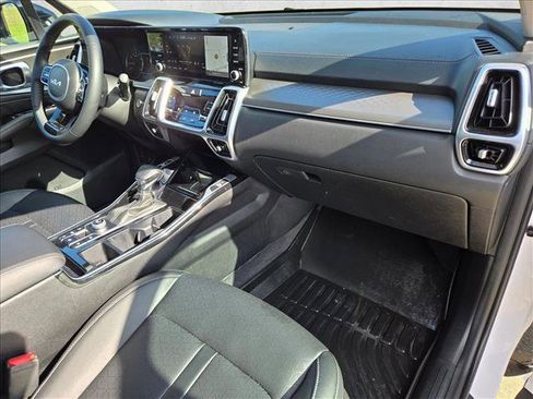 Used 2022 Kia Sorento SX image 23