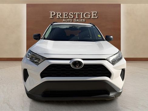 Used 2021 Toyota RAV4 LE image 27