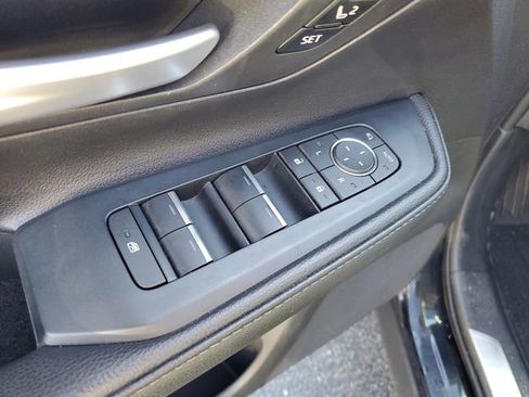 Used 2024 Toyota Grand Highlander AWD image 9