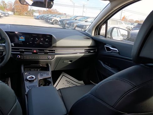 New 2026 Kia Sportage EX w/ EX Panoramic Sunroof Package image 11