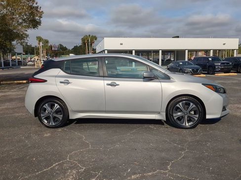 Certified 2020 Nissan Leaf SV Plus image 3