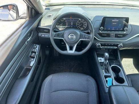 Used 2021 Nissan Altima 2.5 SV FWD image 28