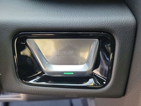 New 2026 GMC Yukon Denali image 30