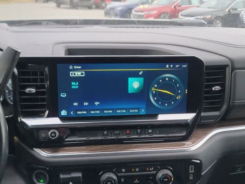 Certified 2024 Chevrolet Silverado 2500 LT image 15