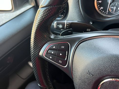 Used 2022 Mercedes-Benz Metris image 20