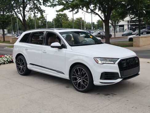 Used 2023 Audi Q7 3.0T Prestige AWD/4WD image 2