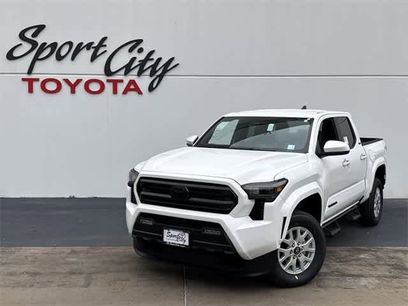 New 2026 Toyota Tacoma SR5