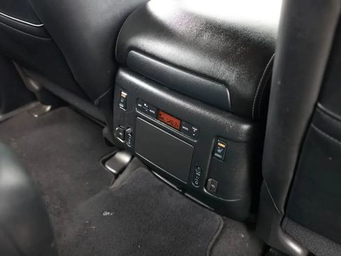 Used 2019 Nissan Armada Platinum w/ Captain's Chairs Package RWD image 47