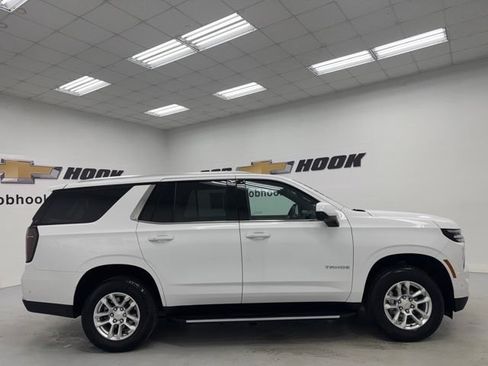Used 2025 Chevrolet Tahoe LT AWD/4WD image 4