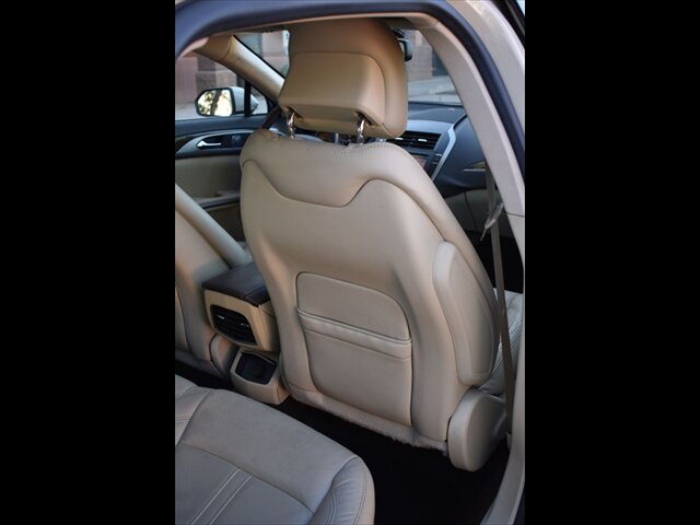Used 2014 Lincoln MKZ w/ Equipment Group 102A Reserve FWD image 26