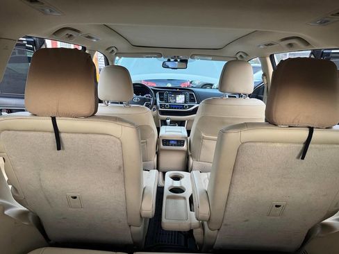 Used 2015 Toyota Highlander Limited Platinum image 43