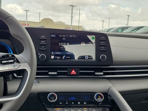 New 2026 Hyundai Elantra SEL Sport Premium image 10