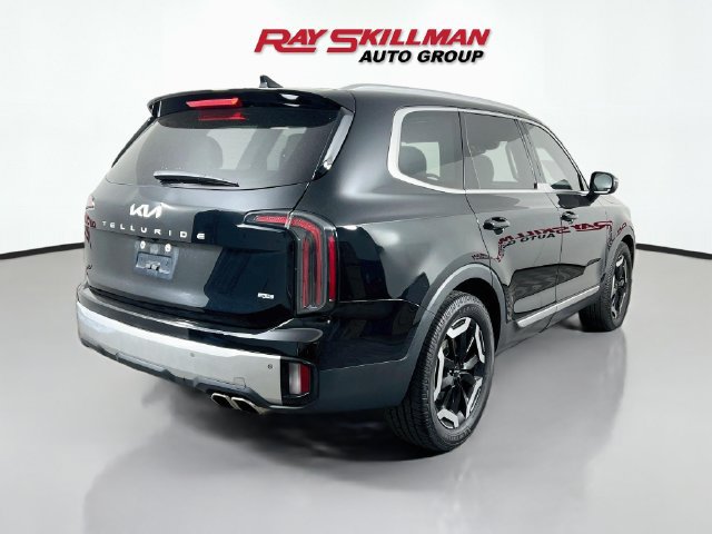 Used 2024 Kia Telluride EX AWD/4WD image 7