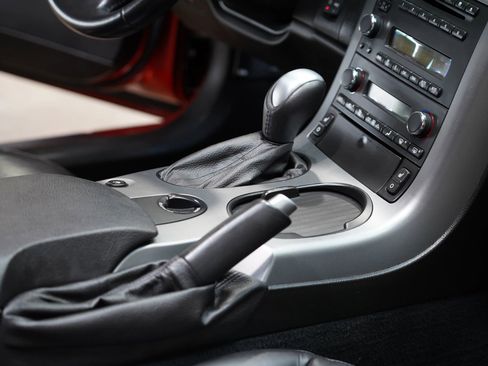 Used 2006 Chevrolet Corvette Coupe w/ Preferred Equipment Group image 51