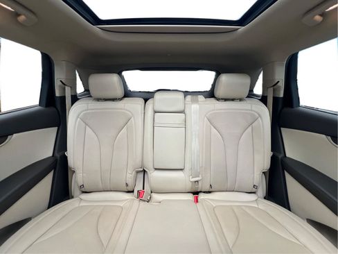 Used 2019 Lincoln Nautilus Reserve FWD image 16