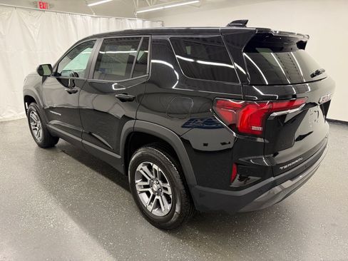 Used 2026 GMC Terrain Elevation FWD image 3