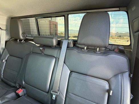 Used 2022 GMC Sierra 2500 Denali image 11